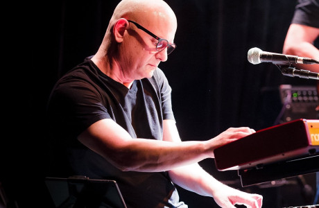Uri Efrat - Keyboard
